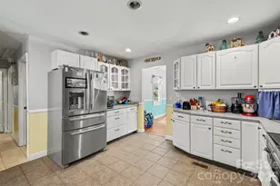 433 Foster Lake Rd, Blacksburg, SC 29702 - Photo 18