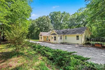 433 Foster Lake Road, Blacksburg, SC 29702 - Photo 2