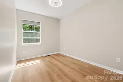 3959 Briarhill Drive, Charlotte, NC 28215 - Photo 14