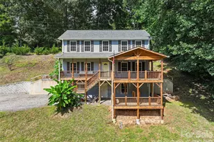 133 Shadow Oak Ln, Clyde, NC 28721 - Photo 2
