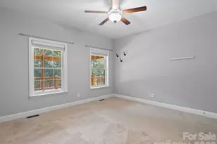 133 Shadow Oak Ln, Clyde, NC 28721 - Photo 16
