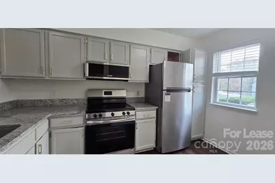 3109 Heathstead Place, Charlotte, NC 28210 - Photo 2
