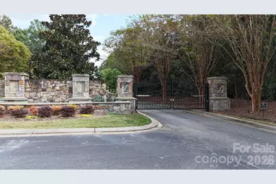 8335 Victoria Lake Drive, Waxhaw, NC 28173 - Photo 18