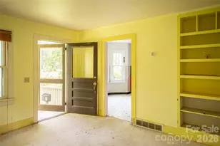 511 McClure Crk Rd, Canton, NC 28716 - Photo 28
