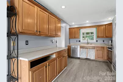 11 Cathy Court, Hendersonville, NC 28792 - Photo 12