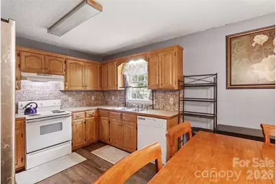 106 N Arlington Avenue, Jonesville, NC 28642 - Photo 14