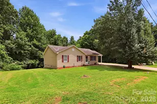 106 N Arlington Ave, Jonesville, NC 28642 - Photo 6