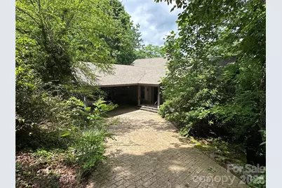880 W Rochester Drive, Cashiers, NC 28717 - Photo 1