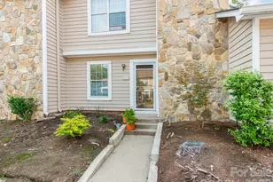 104 Heritage Pkwy, Fort Mill, SC 29715 - Photo 2