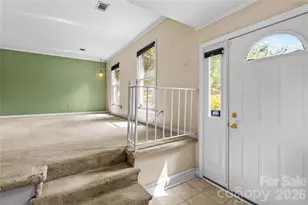 603 Colonial Dr, Statesville, NC 28625 - Photo 2
