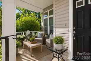 725 W Pine St, Hendersonville, NC 28739 - Photo 6