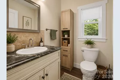 725 W Pine Street, Hendersonville, NC 28739 - Photo 20