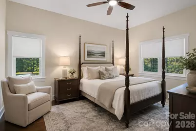 725 W Pine Street, Hendersonville, NC 28739 - Photo 16