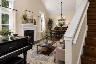 725 W Pine St, Hendersonville, NC 28739 - Photo 8