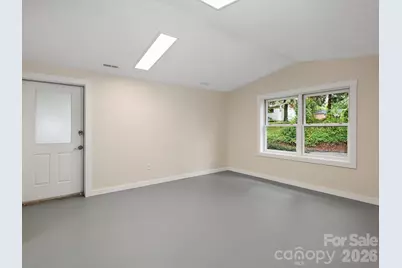 732 Jonesborough Street, Hendersonville, NC 28739 - Photo 6