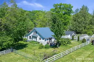 490 Cranberry St, Newland, NC 28657 - Photo 4