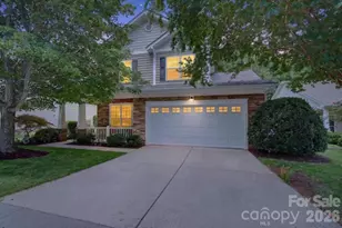 691 Goldflower Dr, Rock Hill, SC 29732 - Photo 2