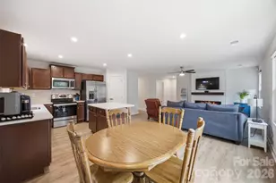 4104 Mackinnon Dr, Charlotte, NC 28214 - Photo 24