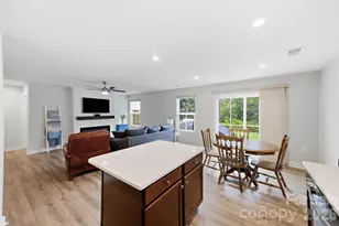 4104 Mackinnon Dr, Charlotte, NC 28214 - Photo 20
