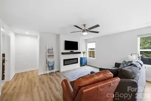 4104 Mackinnon Dr, Charlotte, NC 28214 - Photo 14