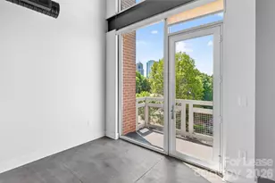 710 W Trade St, Charlotte, NC 28202 - Photo 14