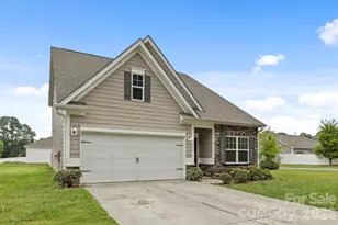 3200 Hickory Grove Dr, Monroe, NC 28110 - Photo 2
