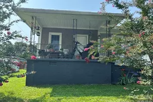 202 McConnell St, Clover, SC 29710 - Photo 4