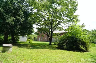 887 Upward Rd, Flat Rock, NC 28731 - Photo 8