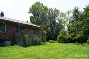 887 Upward Rd, Flat Rock, NC 28731 - Photo 10