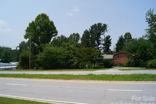 887 Upward Rd, Flat Rock, NC 28731 - Photo 16