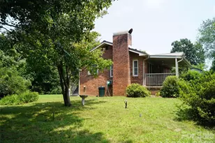 887 Upward Rd, Flat Rock, NC 28731 - Photo 6
