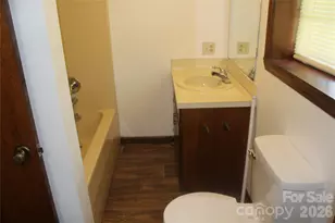 205 Inglewood Dr, Morganton, NC 28655 - Photo 26