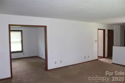 205 Inglewood Drive, Morganton, NC 28655 - Photo 6