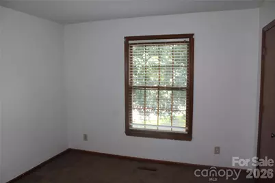 205 Inglewood Drive, Morganton, NC 28655 - Photo 12