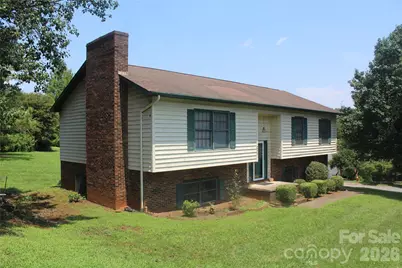 205 Inglewood Drive, Morganton, NC 28655 - Photo 2
