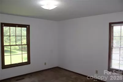 205 Inglewood Drive, Morganton, NC 28655 - Photo 8