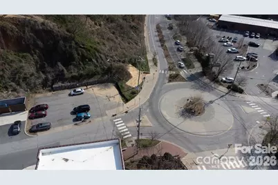 109 Roberts Street, Asheville, NC 28801 - Photo 2