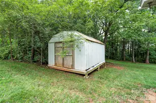 1014 Yancey St, Shelby, NC 28150 - Photo 20