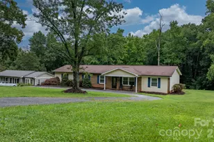 4690 Worth Pl, Granite Falls, NC 28630 - Photo 2