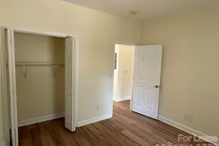 7045 Somerset Springs Dr, Charlotte, NC 28262 - Photo 6