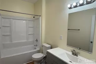 7045 Somerset Springs Dr, Charlotte, NC 28262 - Photo 8