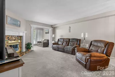 1330 5th Street NE #11, Hickory, NC 28602 - Photo 2