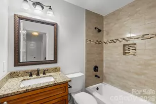 7721 Bradenton Dr, Charlotte, NC 28210 - Photo 32