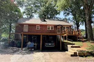 737 W C St, Newton, NC 28658 - Photo 2