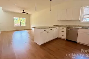 8 Lily Xing Ln, Black Mountain, NC 28711 - Photo 6