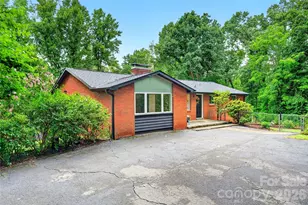 40 Mintz Ln, Swannanoa, NC 28778 - Photo 2