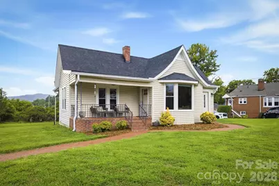 513 Bouchard Avenue NE, Valdese, NC 28690 - Photo 2