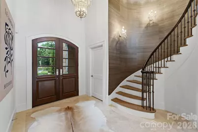 4231 Fox Brook Lane, Charlotte, NC 28211 - Photo 4