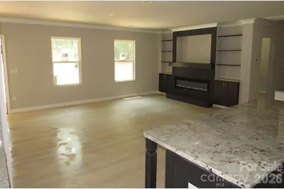 92 Saint Charles Court, Hickory, NC 28601 - Photo 10