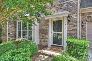 1914 Colony Line Ct, Charlotte, NC 28210 - Photo 2
